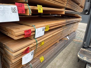 Ca. 26x Douglas Wisselsponning/Halfhoutsrabat, 18x190mm, lengte 400cm
